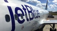 Man attempts to storm cockpit, strangles and kicks flight attendant on JetBlue flight
