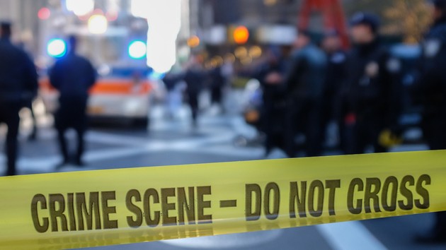 off-duty-nypd-officer-shot-while-sleeping-in-car-between-shifts,-authorities-say