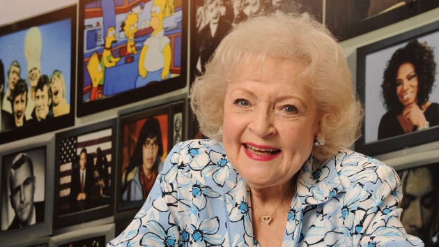 in-final-video-message,-betty-white-thanks-fans-“for-your-love-and-support-over-the-years”