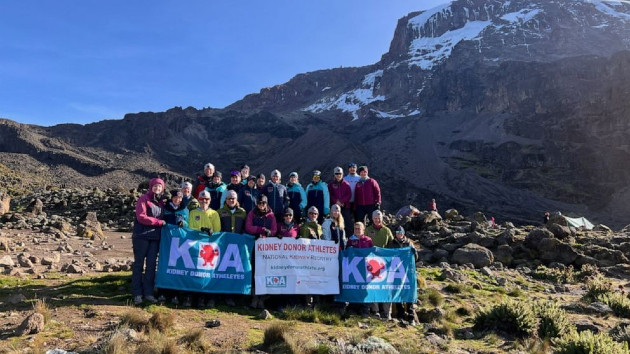 Kidney donors climb Mt. Kilimanjaro to raise awareness about living organ donation